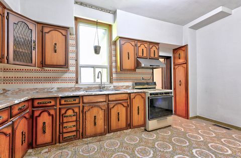 Photo 7 at 1195 Dovercourt Road, Junction, Toronto