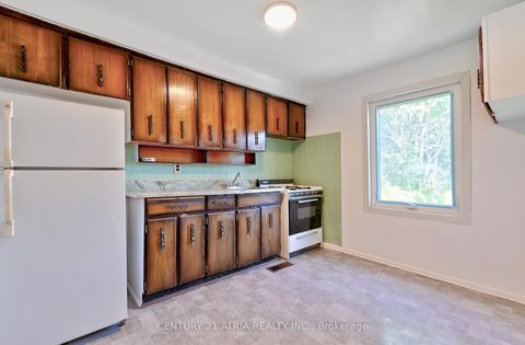 Photo 13 at 1195 Dovercourt Road, Junction, Toronto