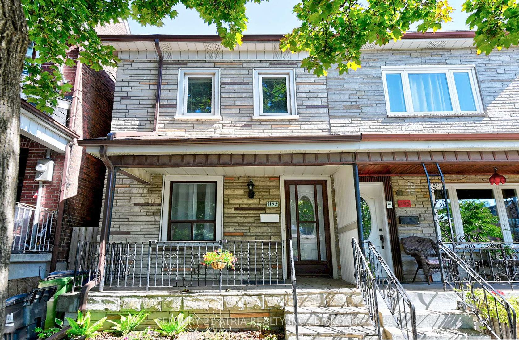 1195 Dovercourt Road, Junction, Toronto 