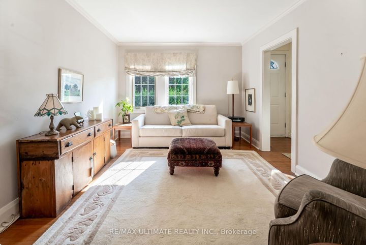 Photo 5 at 256 Airdrie Road, Leaside, Toronto