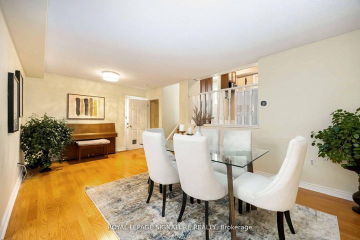 Photo 12 at 104 Billington Crescent, Donalda, Toronto