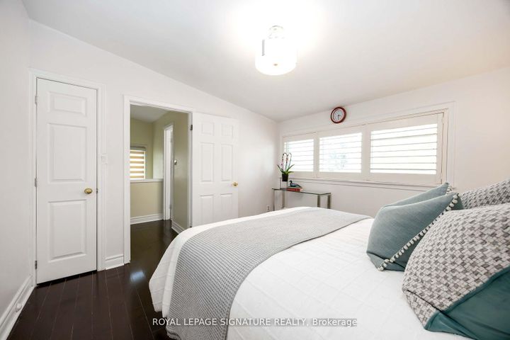 Photo 19 at 104 Billington Crescent, Donalda, Toronto