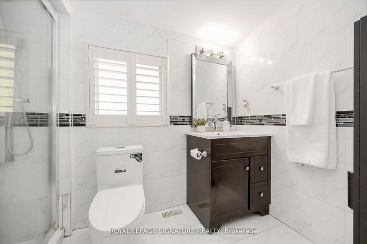 Photo 23 at 104 Billington Crescent, Donalda, Toronto
