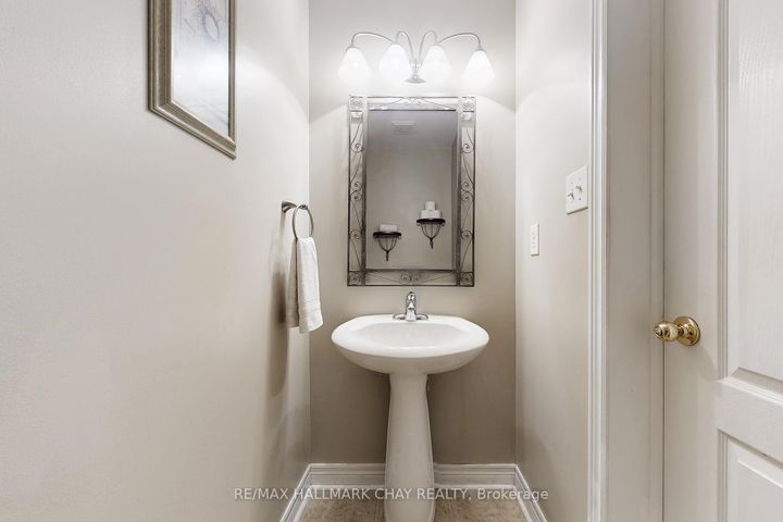 Photo 19 at 76 Cobblestone Court, Wellington, Brampton