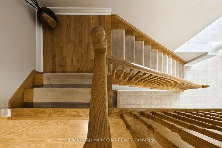 Photo 21 at 76 Cobblestone Court, Wellington, Brampton