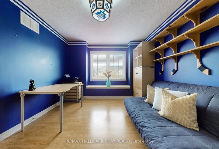 Photo 35 at 76 Cobblestone Court, Wellington, Brampton