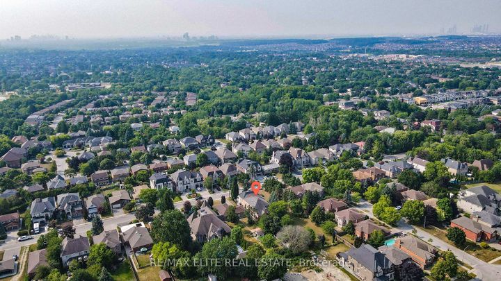 Photo 43 at 48 Pemberton Road, North Richvale, Richmond Hill