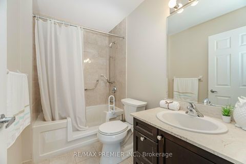 Photo 12 at 306 - 4620 Highway 7, East Woodbridge, Vaughan