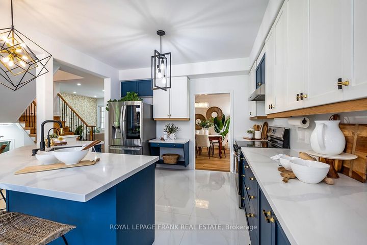 Photo 6 at 1533 Clearbrook Drive, Taunton, Oshawa