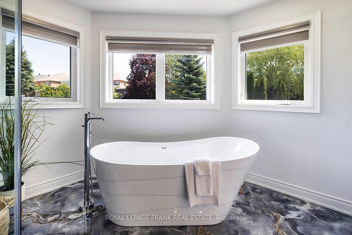 Photo 26 at 1533 Clearbrook Drive, Taunton, Oshawa