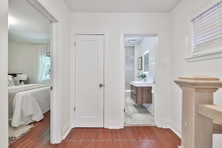 Photo 18 at 618 Davenport Road, Casa Loma, Toronto