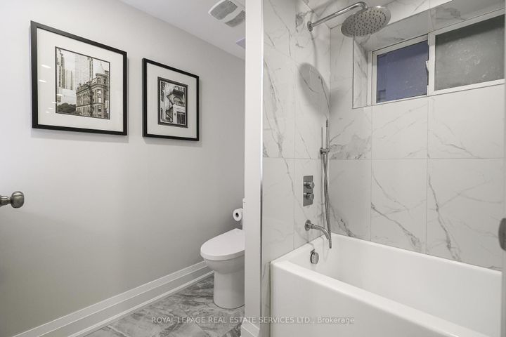 Photo 30 at 618 Davenport Road, Casa Loma, Toronto