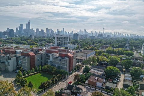 Photo 40 at 618 Davenport Road, Casa Loma, Toronto