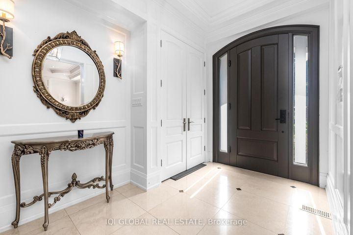 Photo 2 at 26 Citation Drive, Bayview Village, Toronto