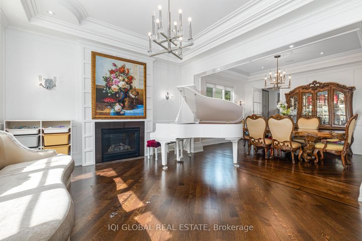 Photo 4 at 26 Citation Drive, Bayview Village, Toronto