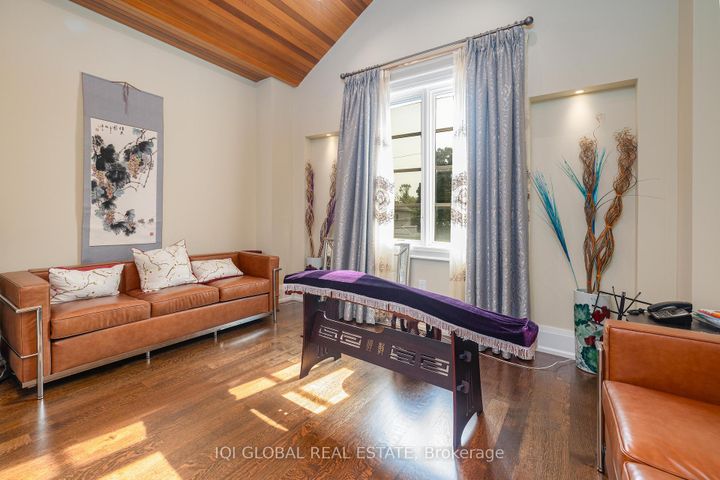 Photo 17 at 26 Citation Drive, Bayview Village, Toronto