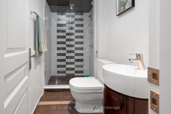 Photo 33 at 26 Citation Drive, Bayview Village, Toronto