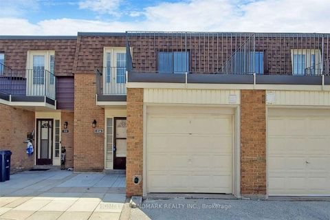 Photo 0 at 314 Sprucewood Court, L'Amoreaux, Toronto