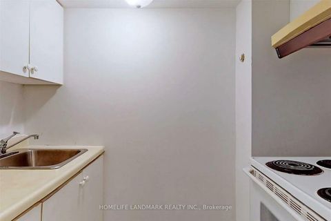 Photo 20 at 314 Sprucewood Court, L'Amoreaux, Toronto