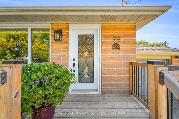 Photo 2 at 79 Rexway Drive, Georgetown, Halton Hills