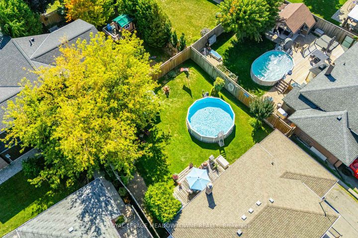 Photo 34 at 79 Rexway Drive, Georgetown, Halton Hills