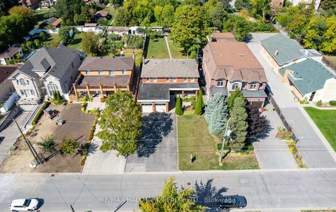 Photo 1 at 30 Oak Avenue, South Richvale, Richmond Hill