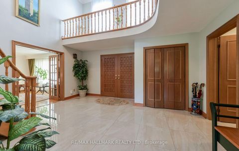 Photo 7 at 30 Oak Avenue, South Richvale, Richmond Hill