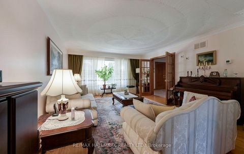 Photo 10 at 30 Oak Avenue, South Richvale, Richmond Hill