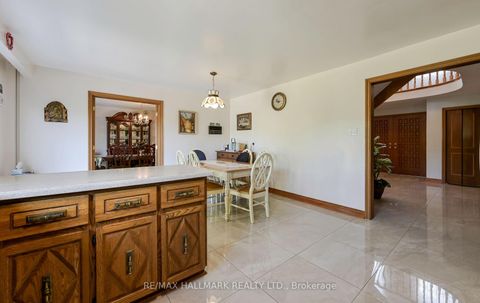 Photo 15 at 30 Oak Avenue, South Richvale, Richmond Hill