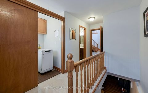Photo 19 at 30 Oak Avenue, South Richvale, Richmond Hill