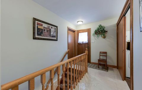 Photo 20 at 30 Oak Avenue, South Richvale, Richmond Hill