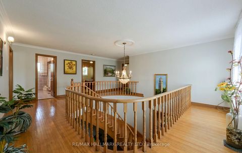 Photo 22 at 30 Oak Avenue, South Richvale, Richmond Hill