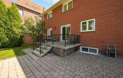 Photo 32 at 30 Oak Avenue, South Richvale, Richmond Hill