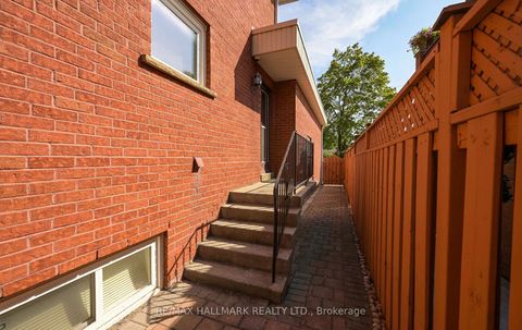 Photo 34 at 30 Oak Avenue, South Richvale, Richmond Hill