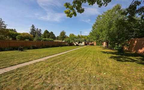 Photo 36 at 30 Oak Avenue, South Richvale, Richmond Hill