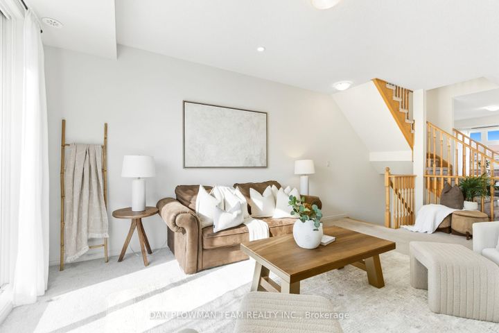 Photo 9 at 1393 Coral Springs Path, Taunton, Oshawa