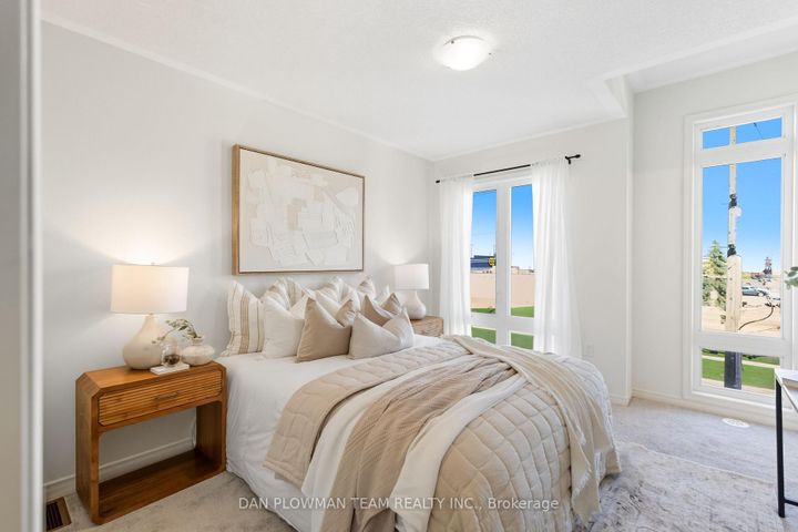 Photo 16 at 1393 Coral Springs Path, Taunton, Oshawa