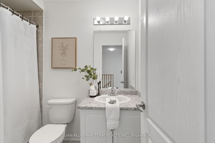 Photo 23 at 1393 Coral Springs Path, Taunton, Oshawa