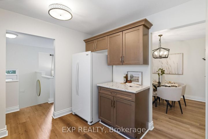 Photo 8 at 236 Northminster Court, Centennial, Oshawa