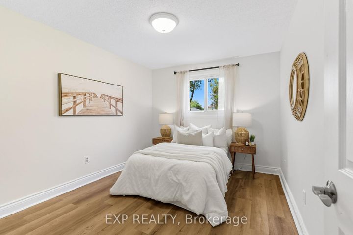 Photo 12 at 236 Northminster Court, Centennial, Oshawa