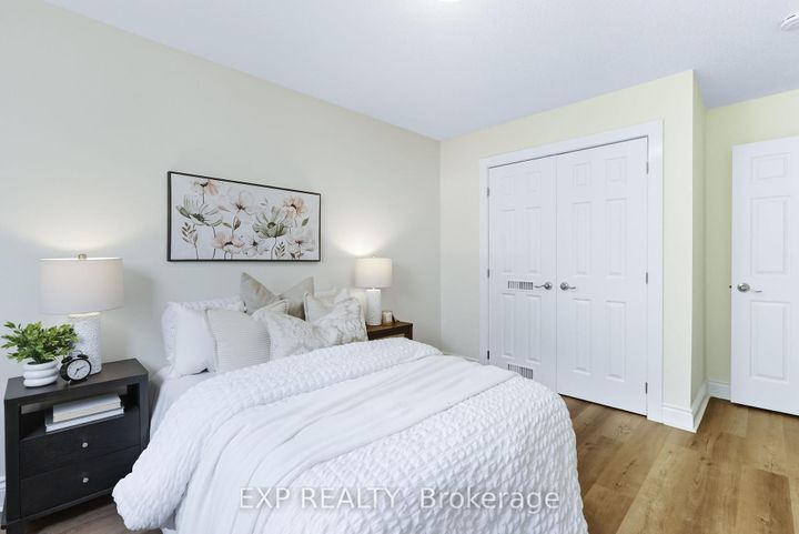 Photo 17 at 236 Northminster Court, Centennial, Oshawa