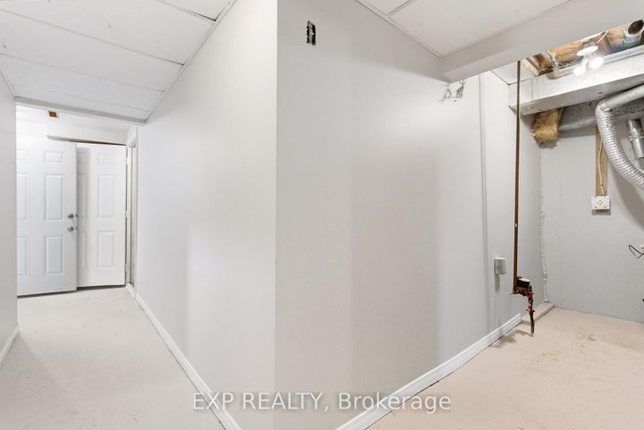 Photo 30 at 236 Northminster Court, Centennial, Oshawa