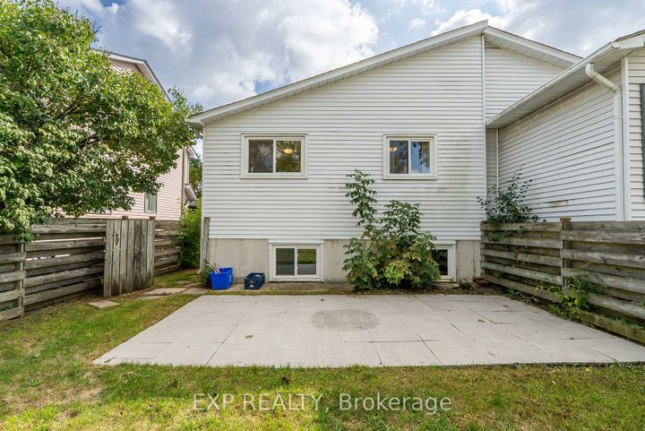 Photo 37 at 236 Northminster Court, Centennial, Oshawa