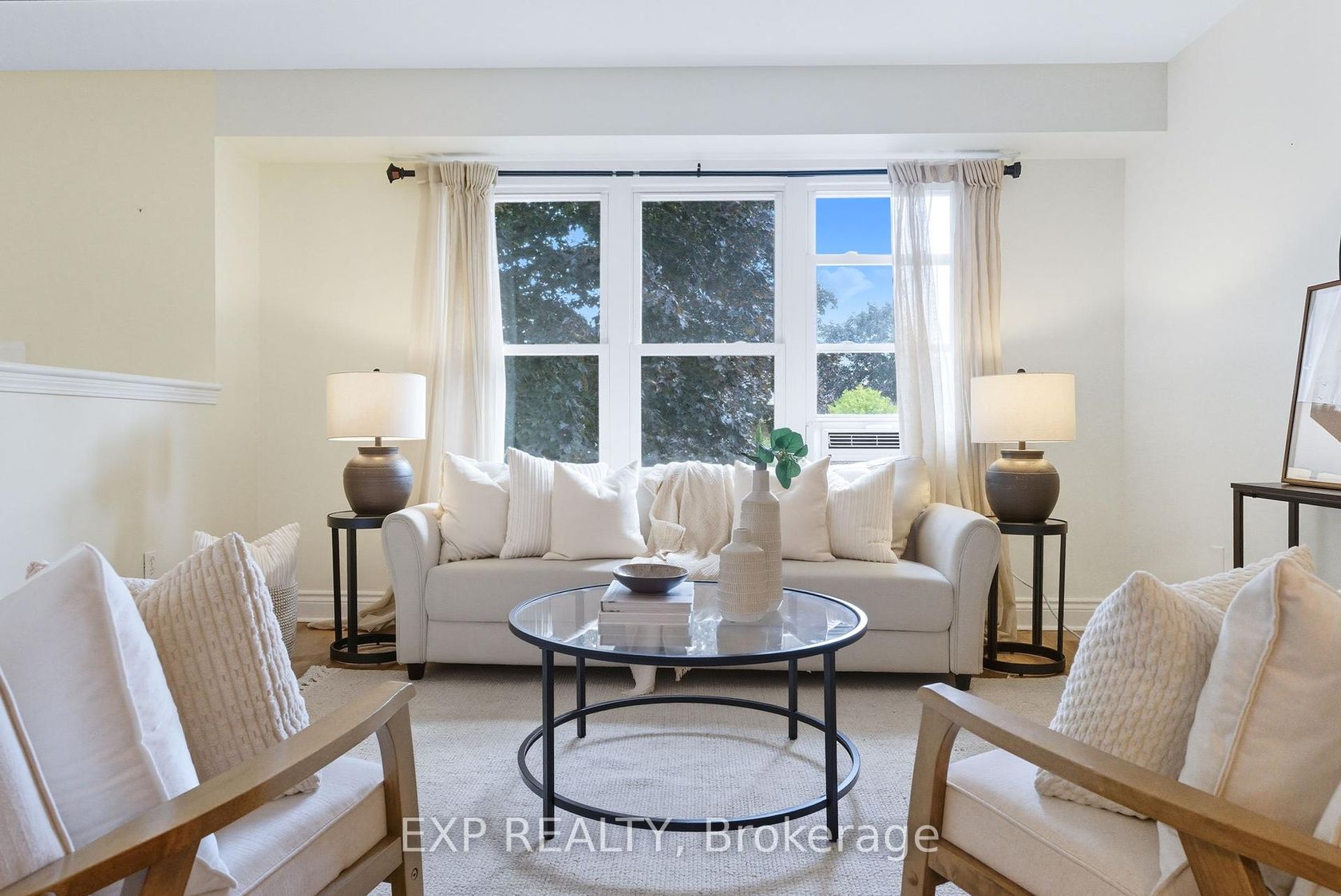 236 Northminster Court, Centennial, Oshawa 2