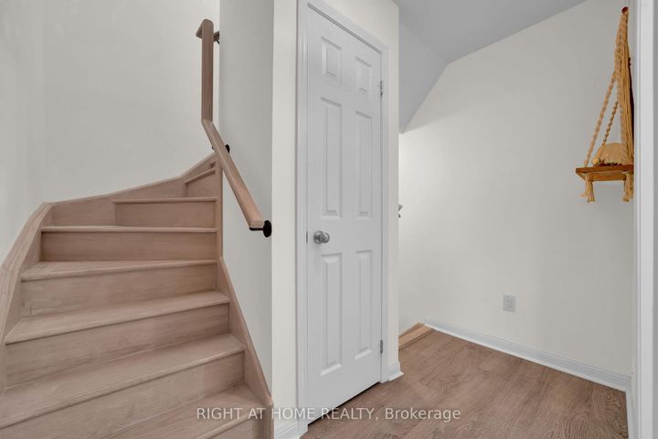 Photo 11 at 312 - 639 Lawrence Avenue W, Lawrence, Toronto
