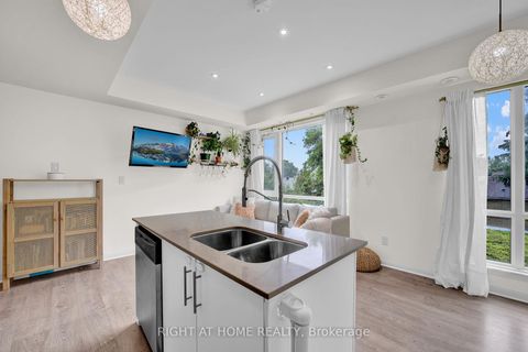 Photo 8 at 312 - 639 Lawrence Avenue W, Lawrence, Toronto