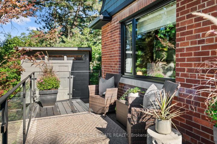 Photo 2 at 59 Anndale Road, Cliffside, Toronto