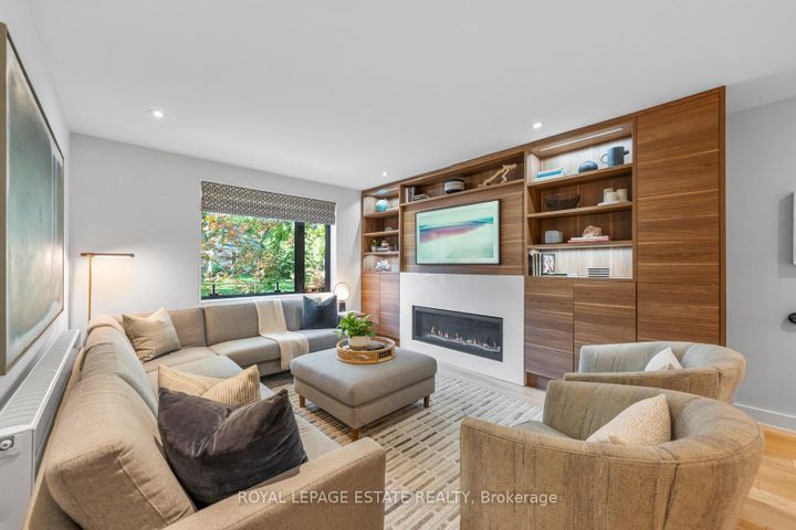 Photo 6 at 59 Anndale Road, Cliffside, Toronto