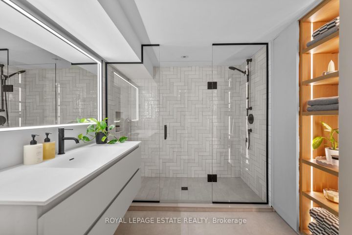 Photo 34 at 59 Anndale Road, Cliffside, Toronto