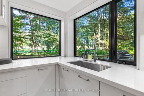 Photo 3 at 59 Anndale Road, Cliffside, Toronto